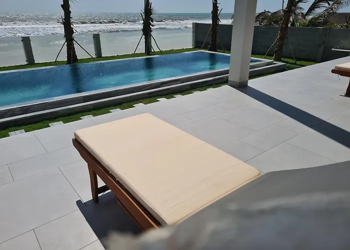 Terracotta Beachfront Biệt thự *